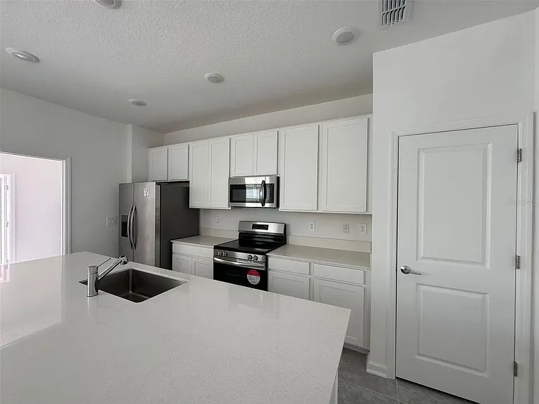 6122 Peaceful Park Way — Photo 6