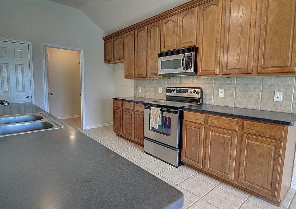 1st image of 8005 Riverwalk Trl