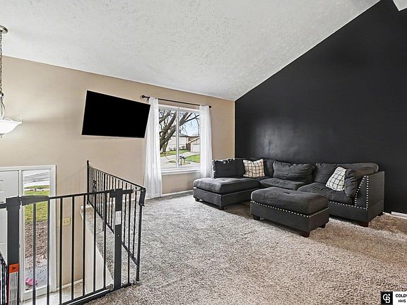 4th image of 2104 N 143rd Ave