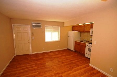 3rd image of 616 N 46th St APT 9
