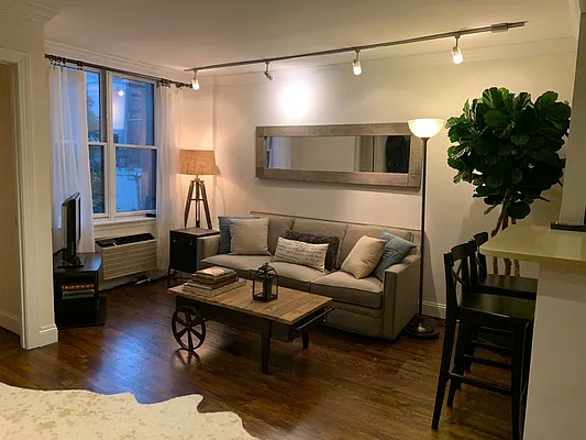 Rented by Owner | media 13