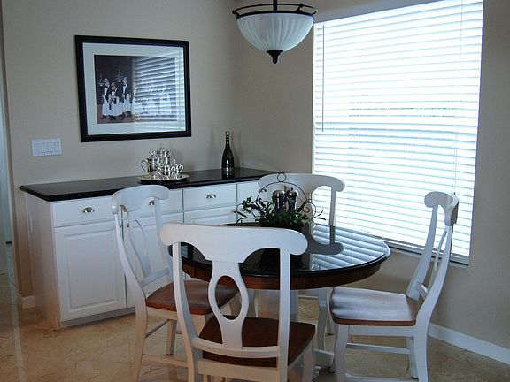 Breakfast Room