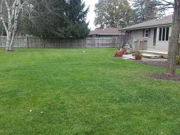 2nd image of 3247 Yarmouth Dr