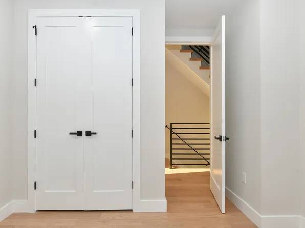 221 Columbia Avenue image 27 of 50