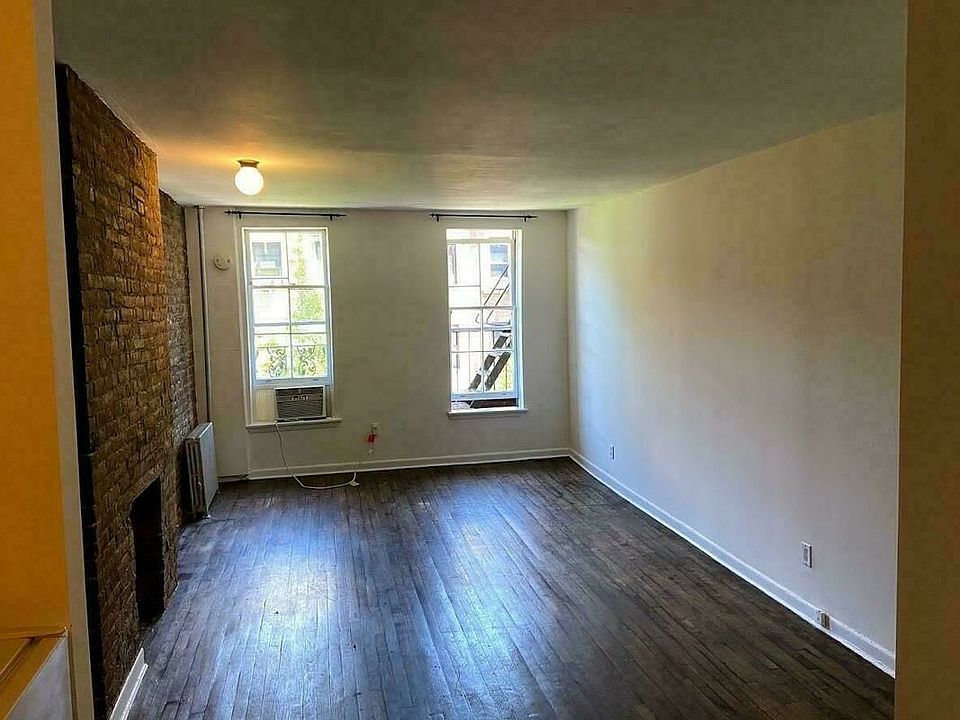 1st image of 428 W 46th St APT 3A