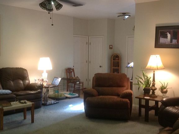 4th image of 351 Brentwood Cir