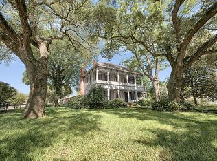 1336 Milam St, Columbus, TX 78934