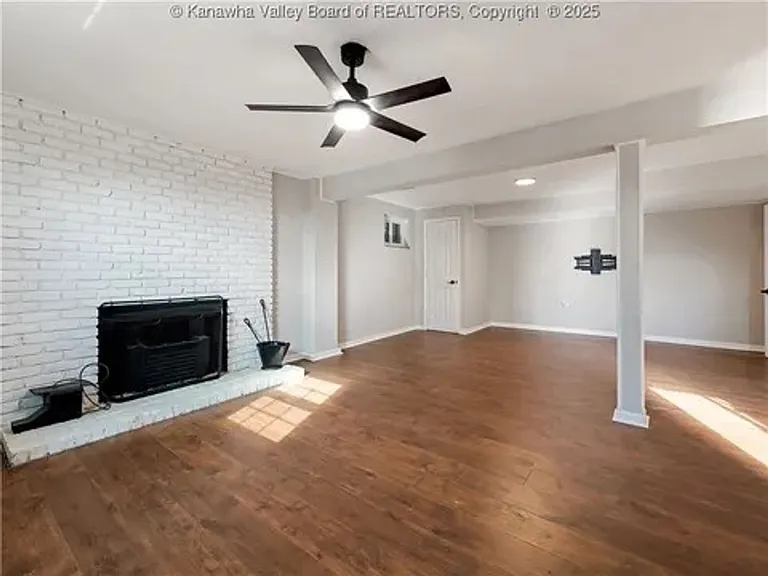 1501 Knob Rd — Photo 25