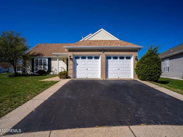 12 Bolton Court, Toms River, NJ 08757