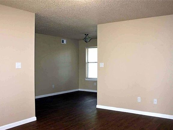 3rd image of 1312 Monte Vista Dr
