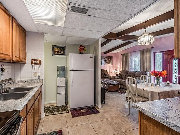 5th image of 1503 Nelson Ave