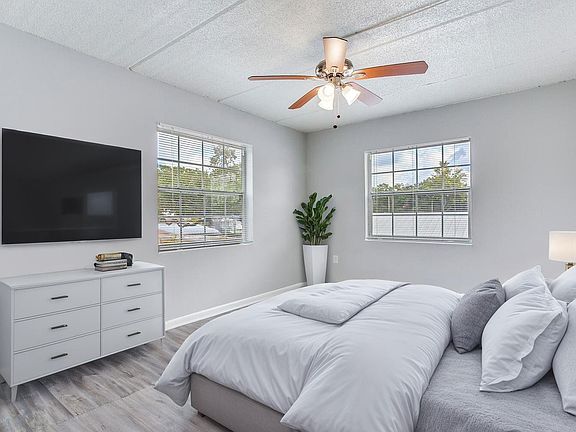 5th image of 4319 W North B St APT 7