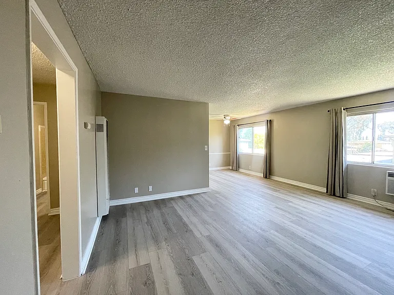 448 Terry Way #D — Photo 2