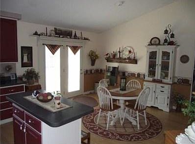 5th image of 14 Summerfield Dr