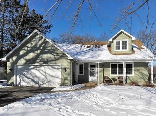 12950 Saint Davids Rd, Minnetonka, MN 55305