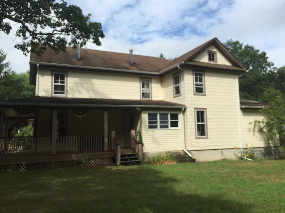 23 South St, Manorville, NY 11949 Zillow