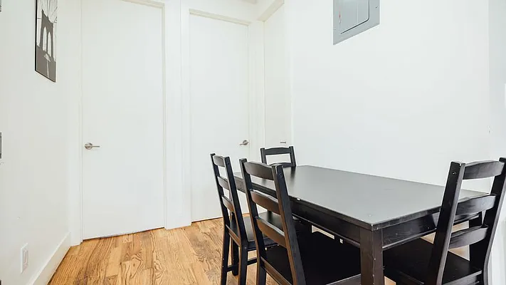 Rented by Nooklyn NYC LLC | media 11