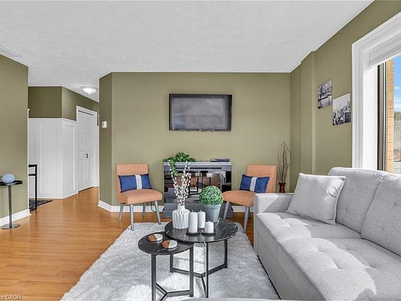 5th image of 1717 2nd Ave E #505