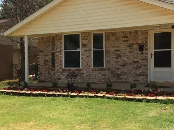 3412 Hillside Dr, Del City, OK 73115