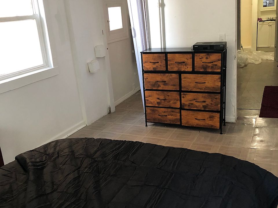 1st image of 82 Waring Pl Floor 2