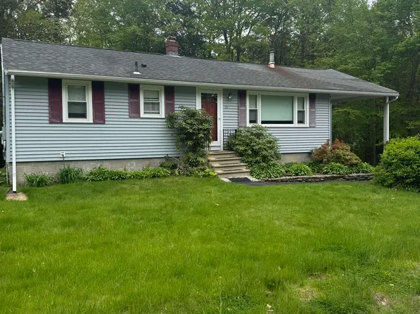 15 Roberts Drive, Hampton, NH 03842