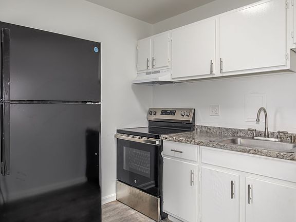4th image of 2165 Crain Hwy APT 624