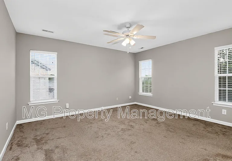 16223 Circlegreen Dr — Photo 12