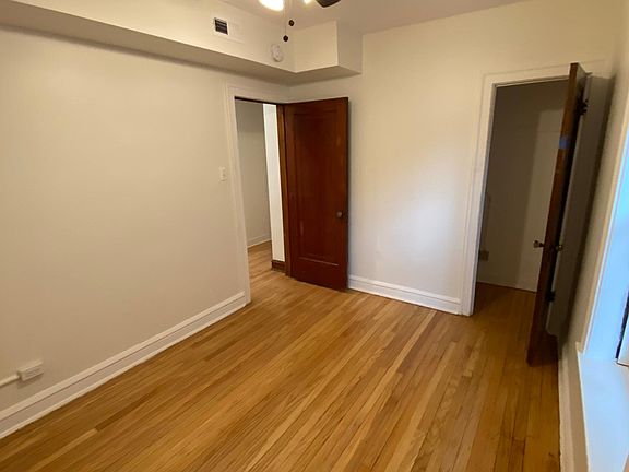 3rd image of 2026 N Lamon Ave Floor 1