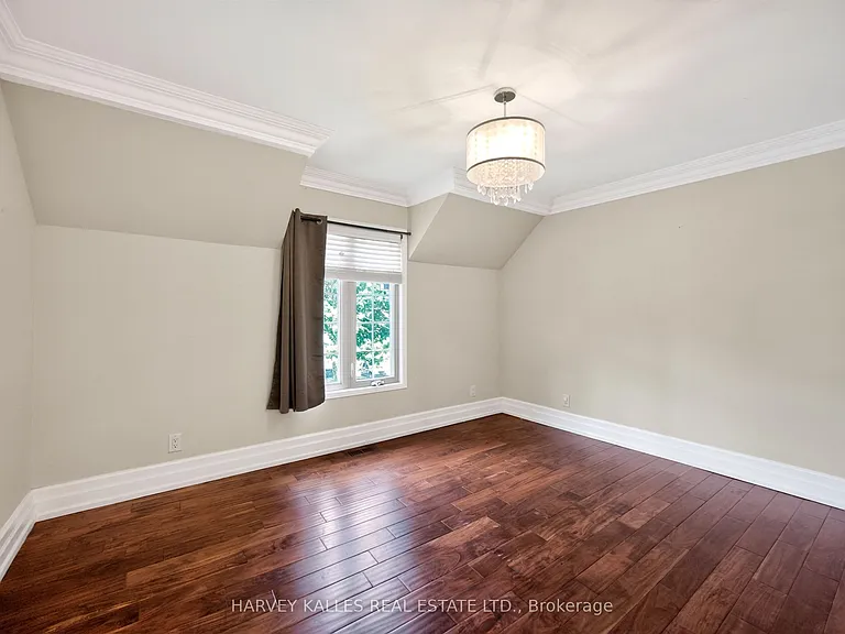 17 Lockheed Blvd — Photo 21