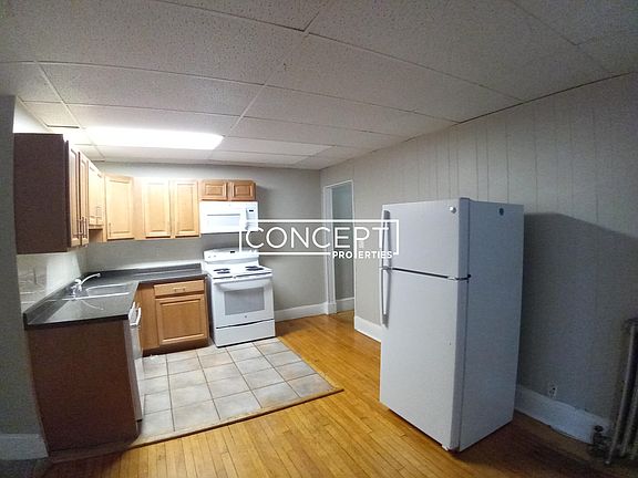 2nd image of 437 Cambridge St APT 3