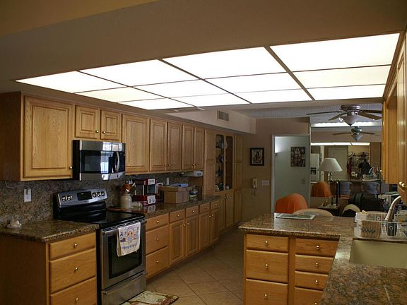 5th image of 19018 N 134th Ave