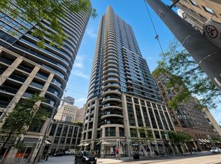 21 Carlton St #2101, Toronto, ON M5B1L3
