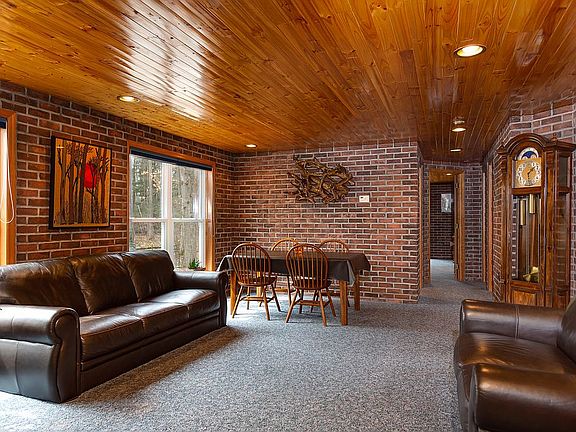 Living/dining open concept