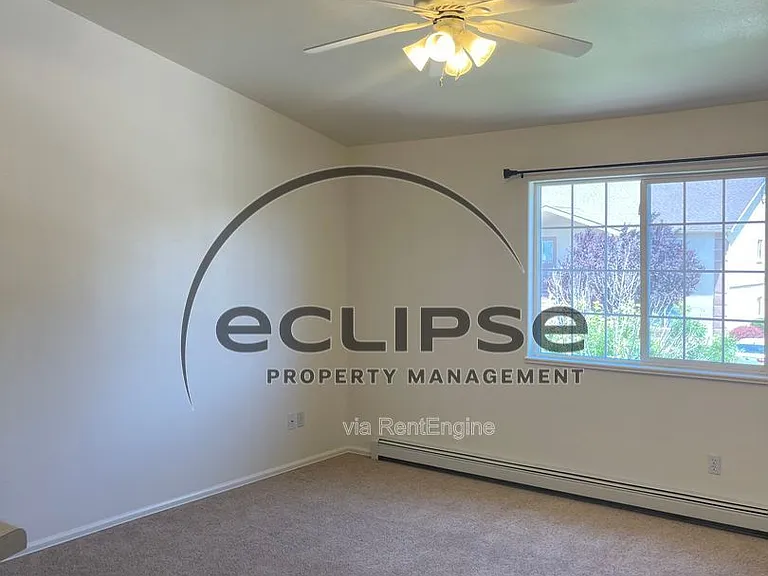 497 Coronado Ct #D — Photo 2