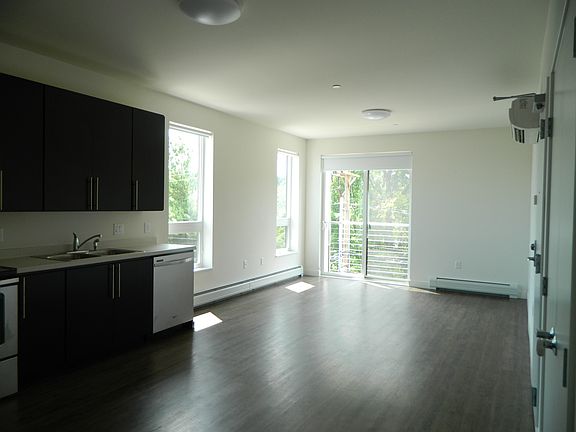 3rd image of 26 Mayo St APT 303