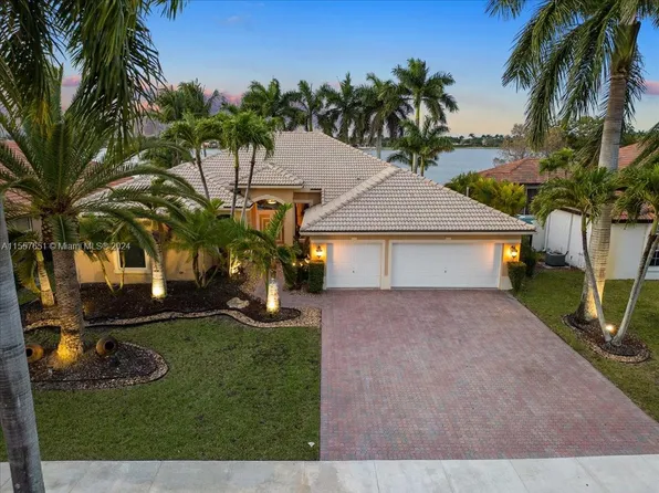 18611 SW 39th St, Miramar, FL 33029