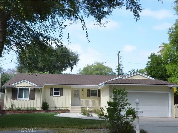4811 Hampton Rd, La Canada Flintridge, CA 91011