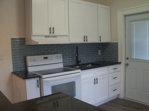 5th image of 2501 3rd Ave N #3