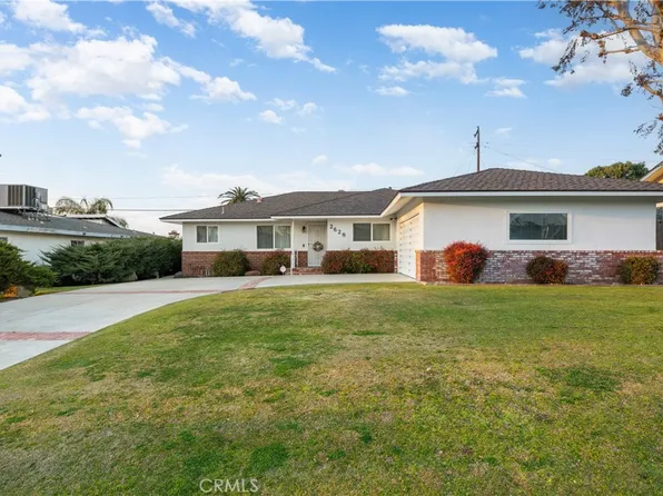 2628 Century Dr, Bakersfield, CA 93306