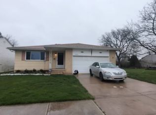 15067 Lisa Dr, Maple Heights, OH 44137