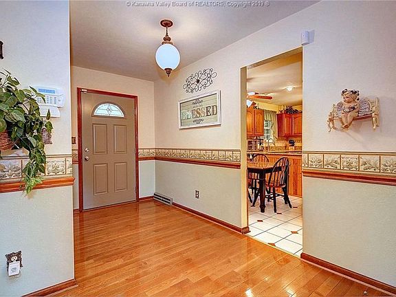 4th image of 5230 Arrowwood Dr