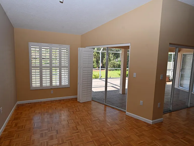 6535 Canary St — Photo 14