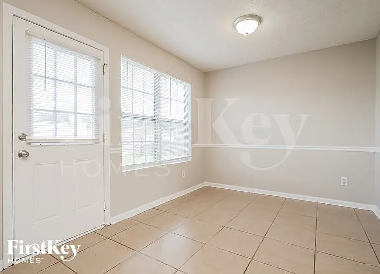 4030 Mission Way — Photo 4