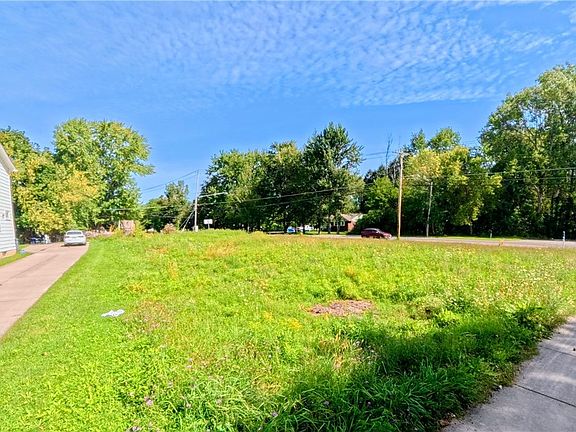 2nd image of 3154 Sweet Home Rd #20