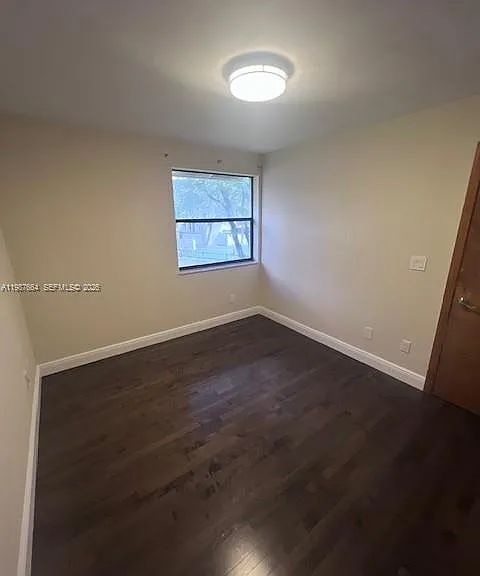20005 NE 3rd Ct #6 — Photo 16