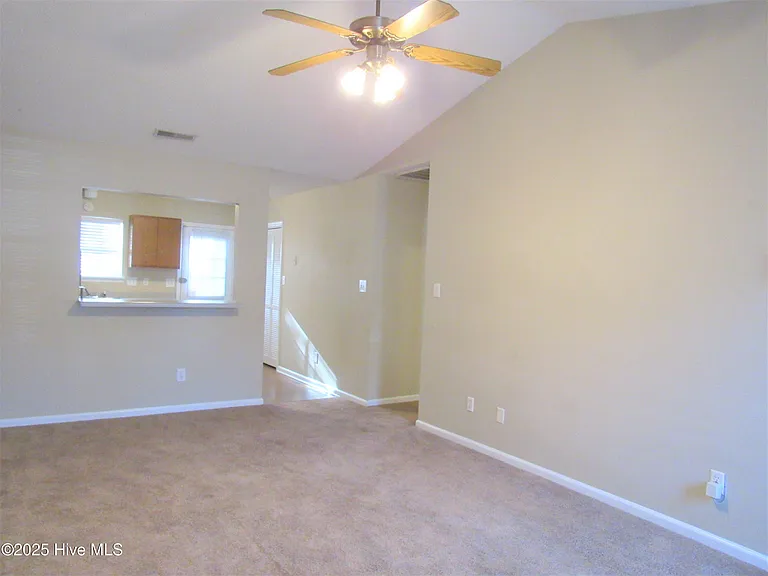 108 Glenside Ct — Photo 12