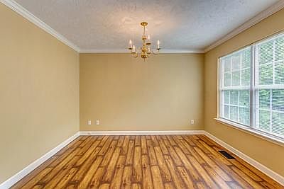 5th image of 132 Sundance Way
