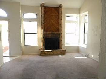 4th image of 10644 Pleasant Hill Dr