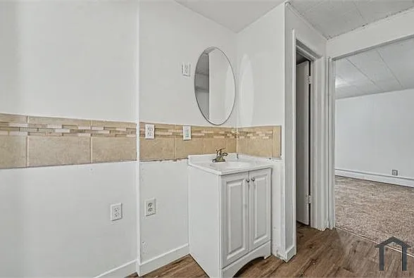10260 W 12th Ave — Photo 15
