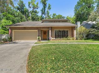 4423 Barrington Oaks Dr, Jacksonville, FL 32257